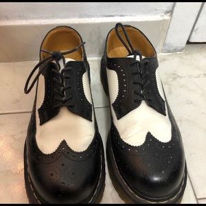 Doc marten Brogue